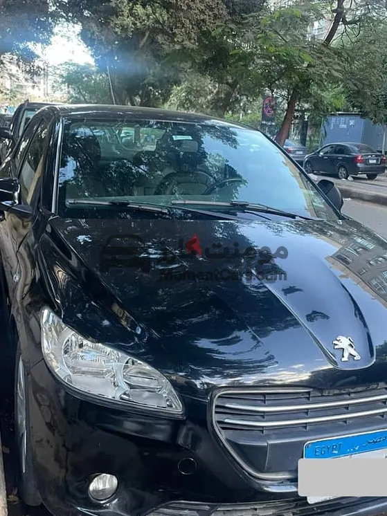 بيجو 301 اتوماتيك 2015 عداد قليل رخصة طويلة