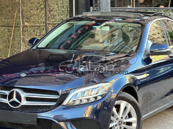 مرسيدس C180 كابورليه 2019 للبيع