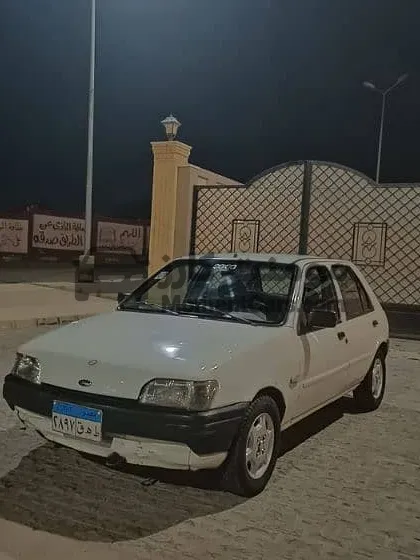 فورد فييستا موديل 1997 هاتشباك مانيوال للبيع