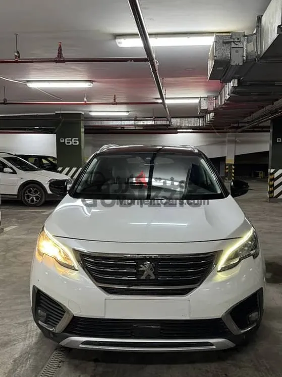 بيجو 5008 2019 فابريكة أول مالك للبيع