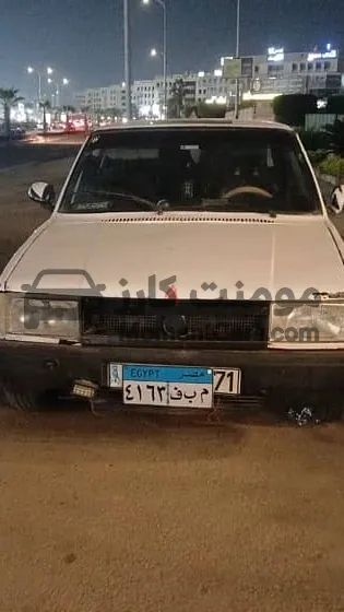 فيات شاهين 1999 حالة ممتازة بجنوط ورخصة سارية