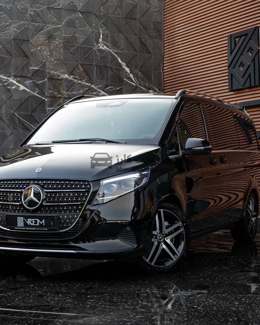 مرسيدس V300 فان 2025 جديدة للبيع