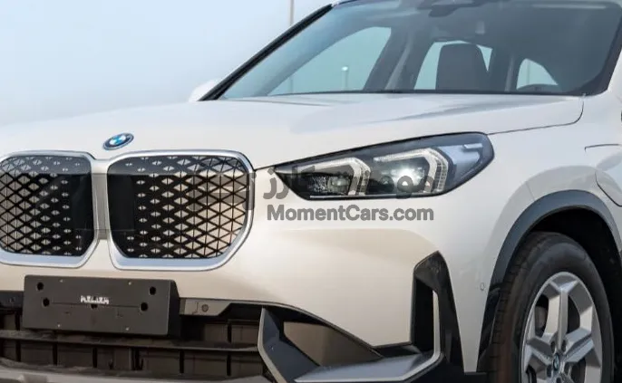 بي ام دبليو iX1 2025 كهرباء زيرو SUV