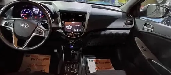 هيونداي أكسنت 2021 فتحة سقف وشاشة - أول مالك