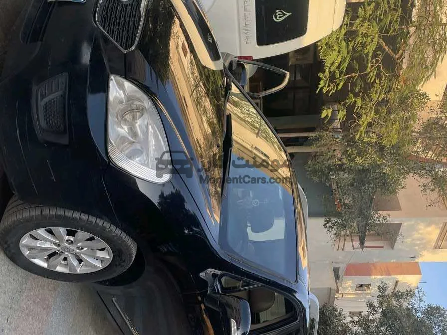 كيا كارينز 2011 اتوماتيك - أول يد