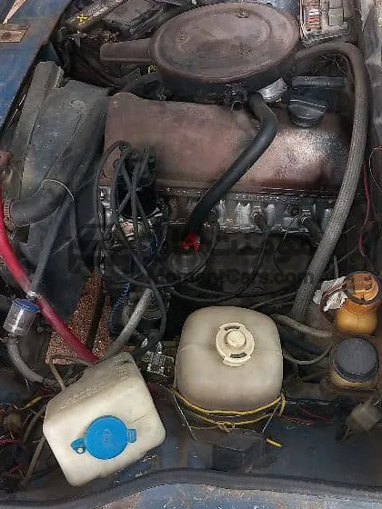 لادا 2105 موديل 1995 حالة جيدة رخصة سارية