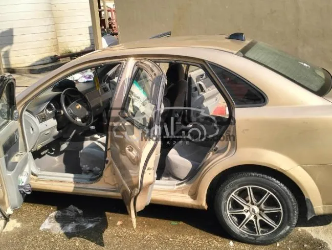 بريليانس FRV 2009 مانيوال للبيع برشة نظافة