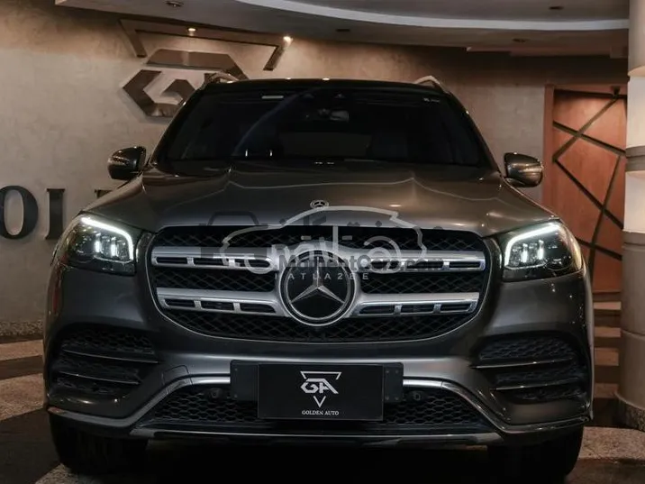 مرسيدس GLS 580 موديل 2022 عداد قليل