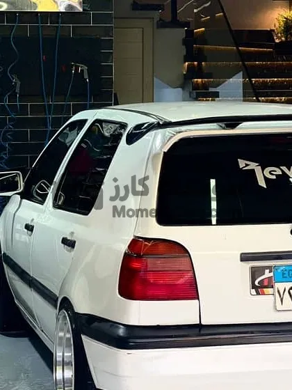 جولف 1994 مانيوال 1600cc جنط 17 وتعديلات للبيع