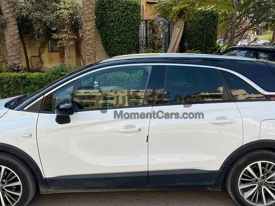 أوبل كروس لاند 2019 توب لاين للبيع، فابريكا بالكامل بصيانات توكيل