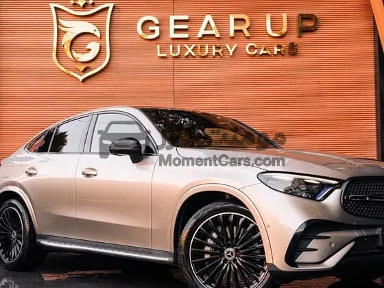 مرسيدس GLC 300 موديل 2024 مستعملة للبيع بعداد 2700 كم