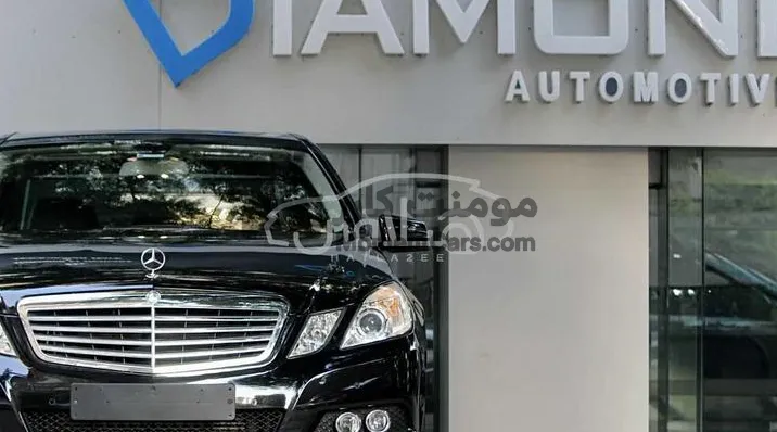 مرسيدس E 250 موديل 2011 فتحة سقف وميموري