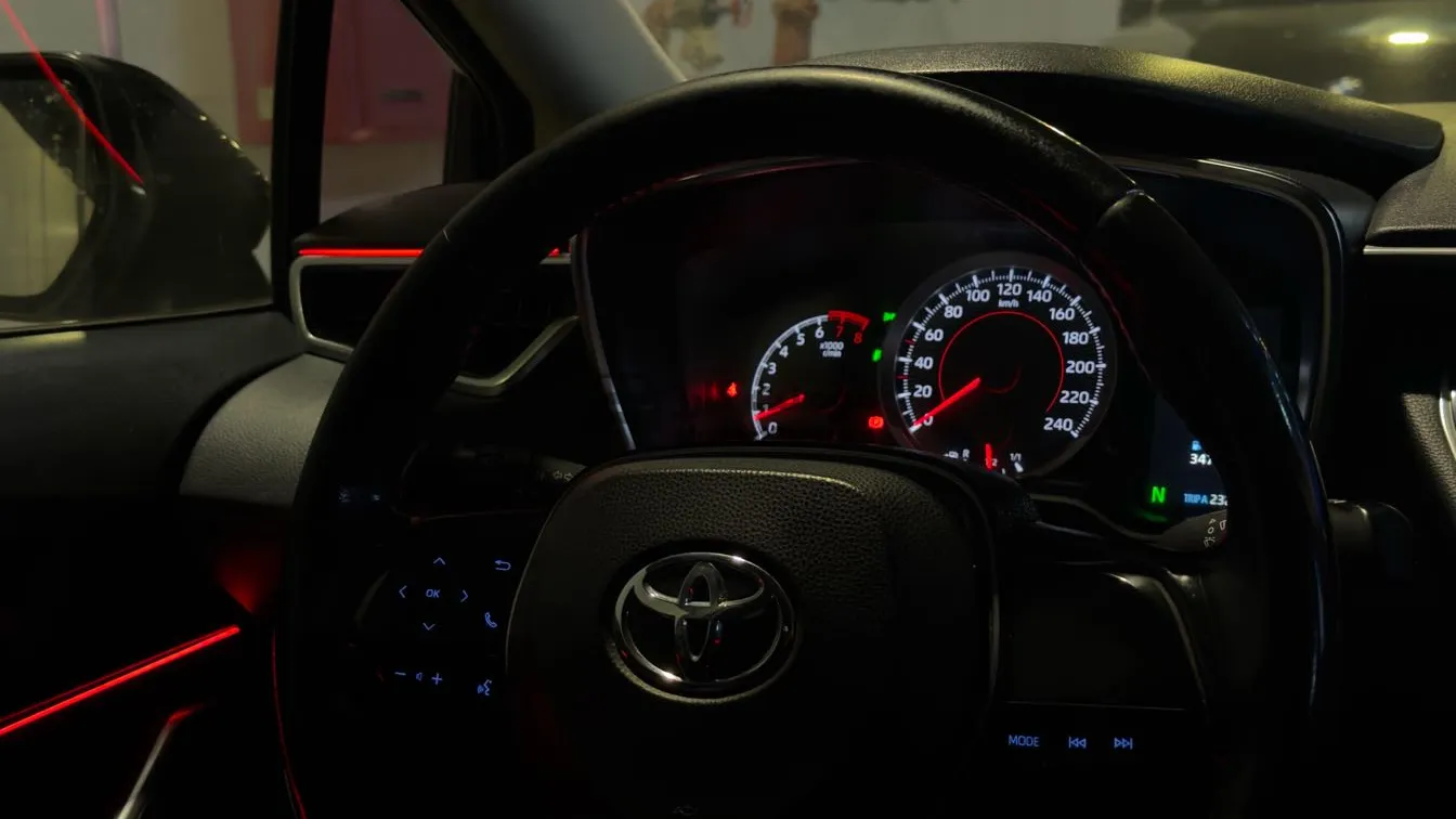 تويوتا كورولا 2019 فئة تانية فابريكة بحالة ممتازة