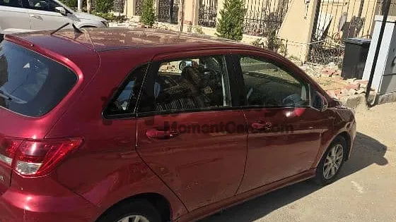 سينوفا A1 2016 اتوماتيك هاتشباك فتحة سقف