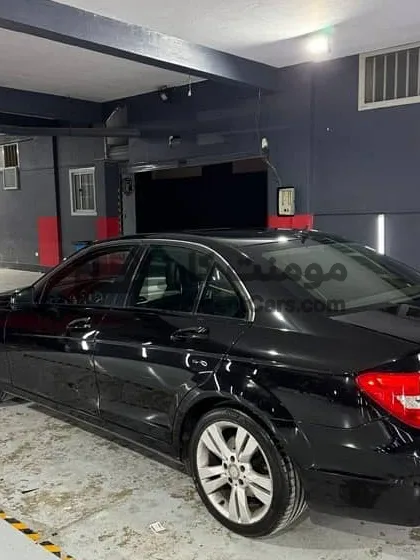 مرسيدس C200 2013 أعلى فئة اتوماتيك للبيع