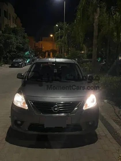 نيسان صني 2014 اتوماتيك - حالة ممتازة - 120 ألف كم للبيع