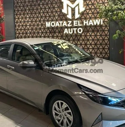 هيونداي إلنترا 2019 اتوماتيك أول فئة فتحة سقف