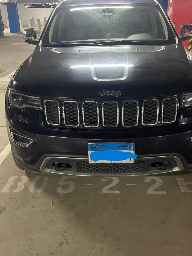 جيب جراند شيروكى 2022 ديزل اتوماتيك للبيع