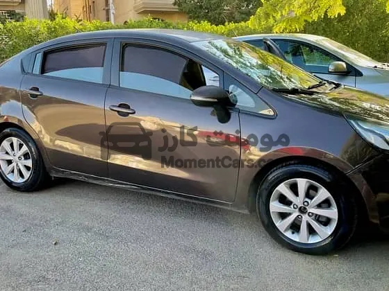 كيا ريو 2013 سيدان اتوماتيك فرش جلد للبيع