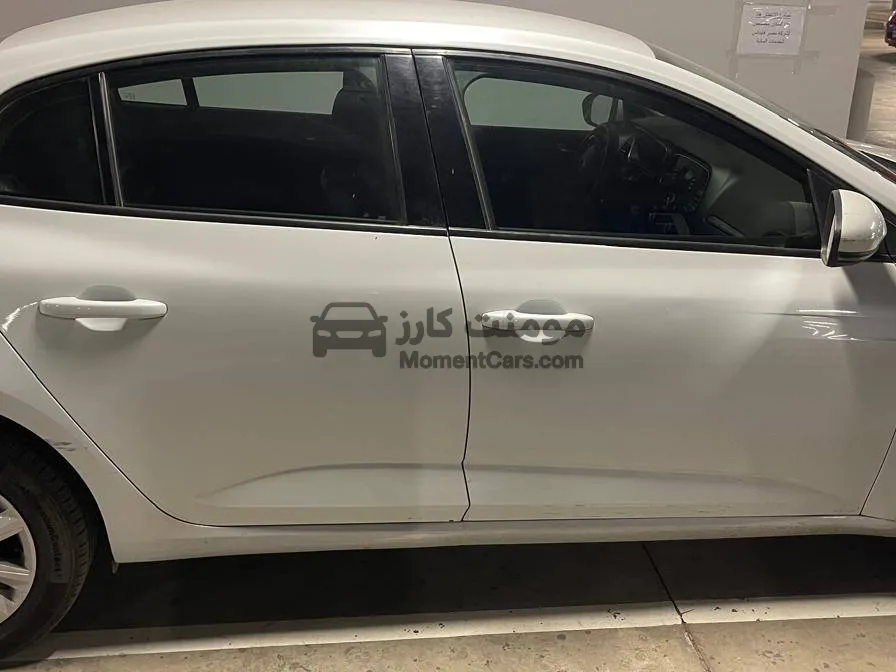 رينو ميجان 2022 اتوماتيك سيدان للبيع
