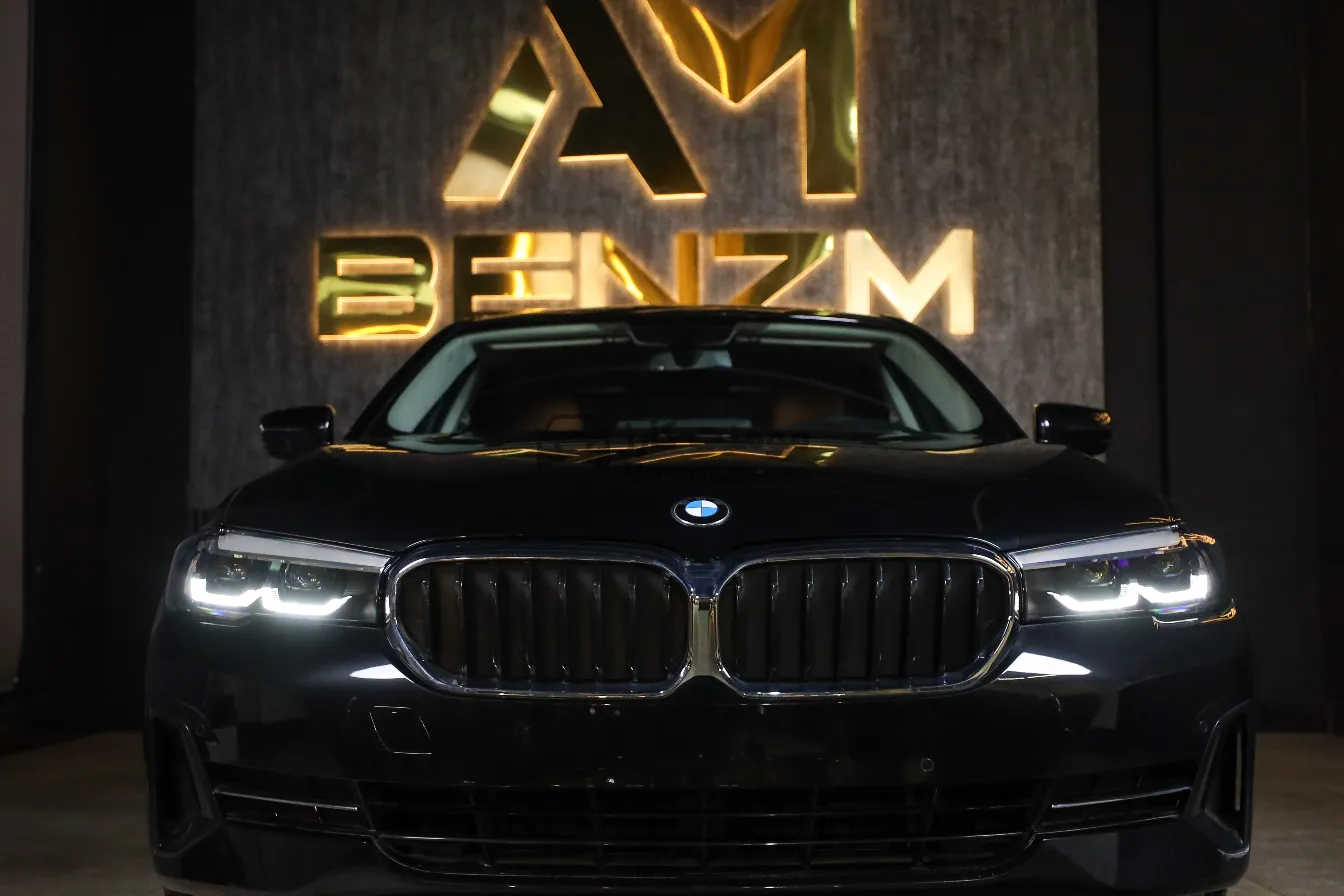 بي ام دبليو 520i 2023 كسر زيرو للبيع