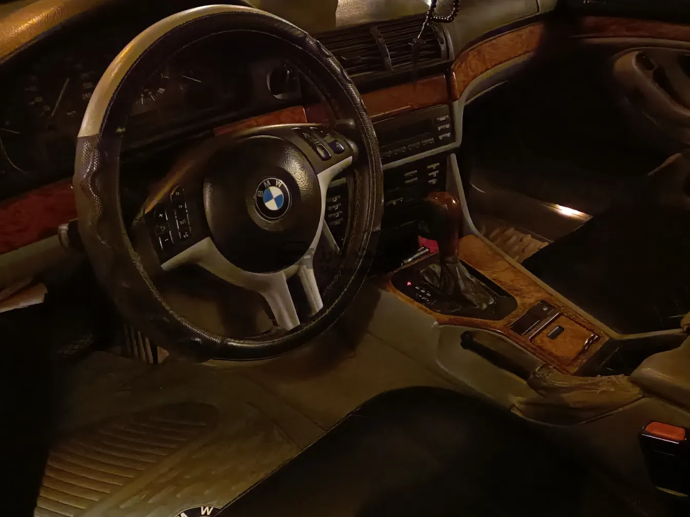 بي ام دبليو 525i 1999 اتوماتيك للبيع