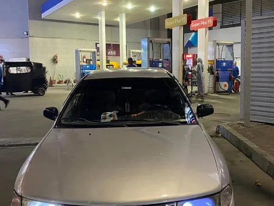 لانسر كريستالة 1998 اتوماتيك باور فرش جلد