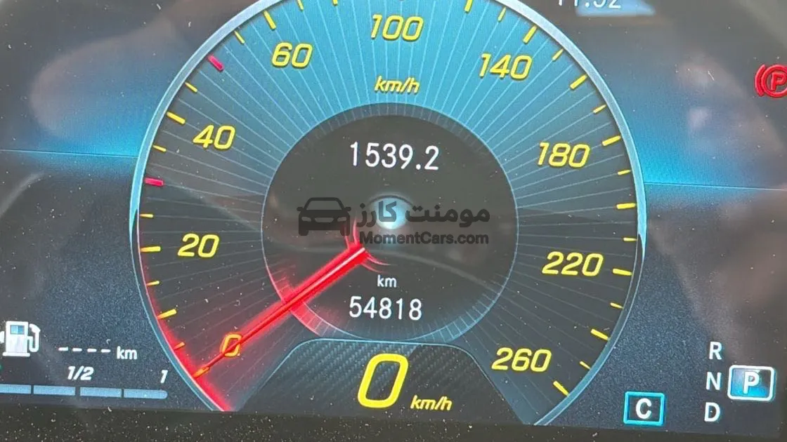 مرسيدس A180 2021 فابريكة - حالة ممتازة - للبيع