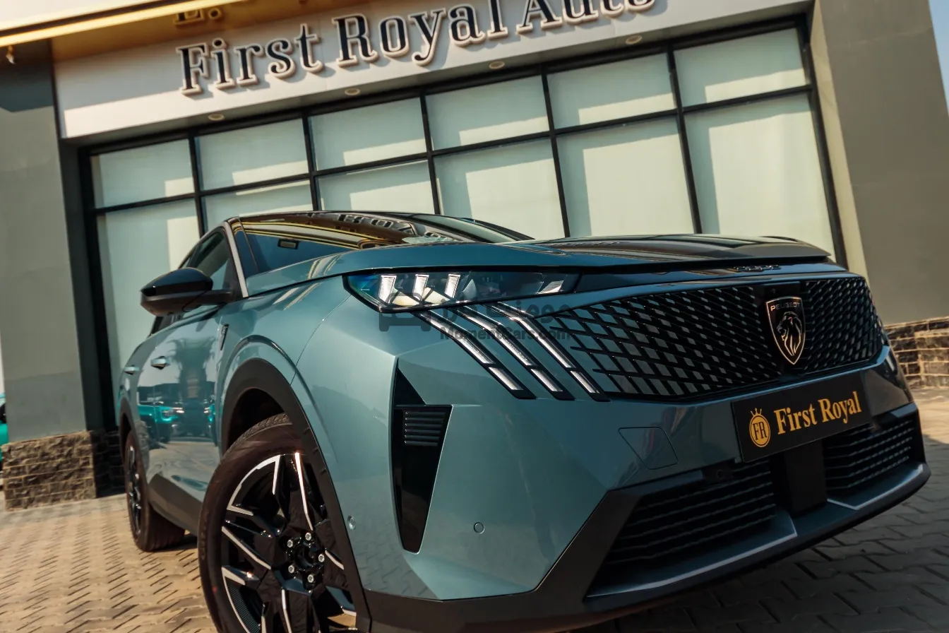 بيجو 3008 GT Line 2026 جديدة - فرش جلد وفتحة سقف