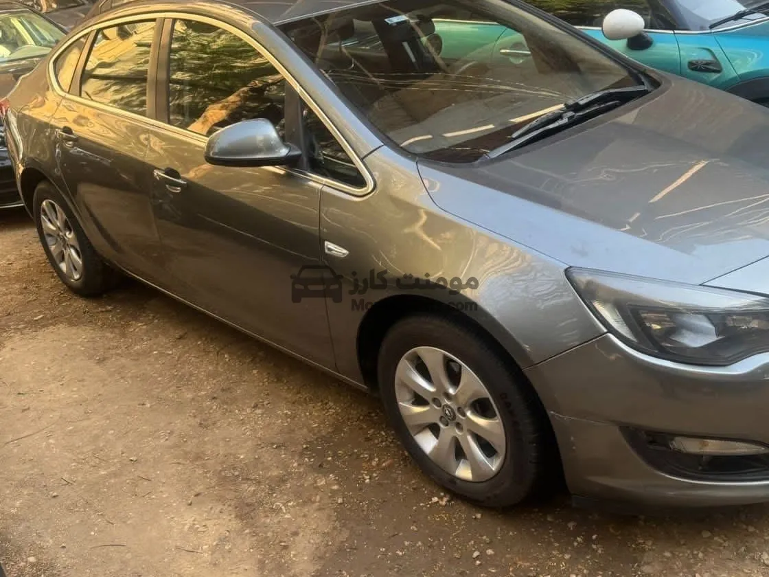 أوبل أسترا 2019 أعلى فئة اتوماتيك للبيع