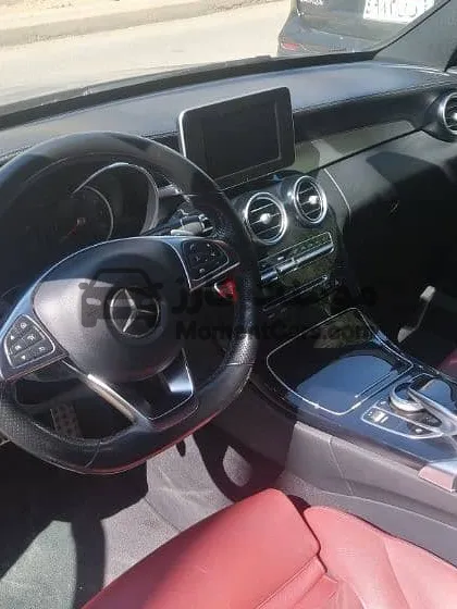 مرسيدس بنز C180 AMG موديل 2016 بحالة ممتازة وسقف بانوراما