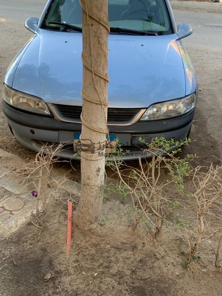 اوبل فيكترا 1999 مانيوال للبيع