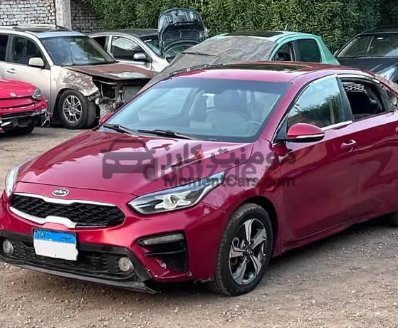 كيا سيراتو 2021 فتحة سقف رخصة سارية للبيع