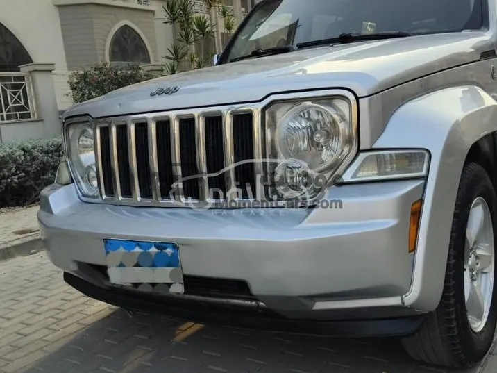 جيب شيروكي 2012 LX اتوماتيك فابريكة بالكامل