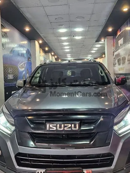 ايسوزو دي ماكس 2023 اتوماتيك دبل كابينة 4X4