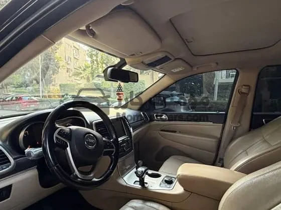 جيب جراند شيروكى 2014 حالة شاذة جلد للبيع