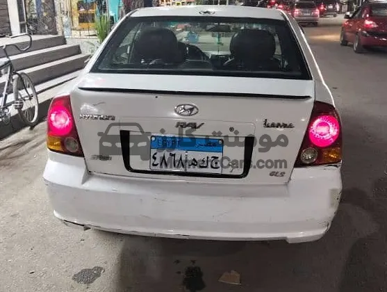 هيونداي فيرنا 2013 غاز طبيعي يدوي للبيع