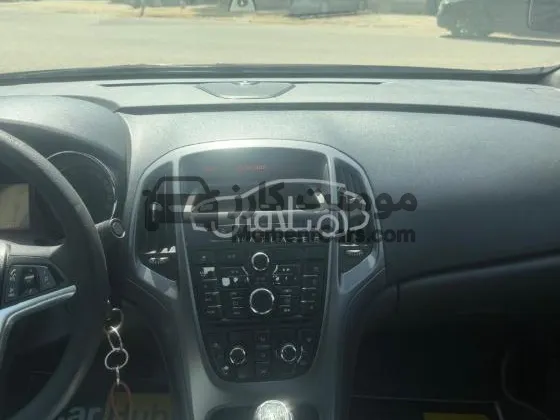 اوبل أسترا 2000 اتوماتيك للبيع