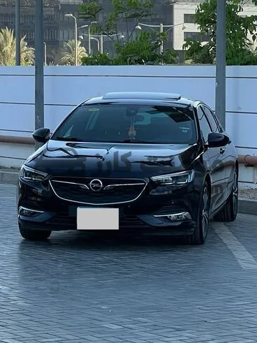 أوبل انسيجنيا 2020 Exclusive سيدان - 90 ألف كم