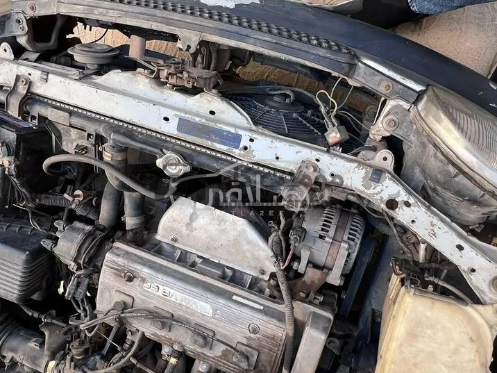 تويوتا كورولا 1988 مانيوال للبيع