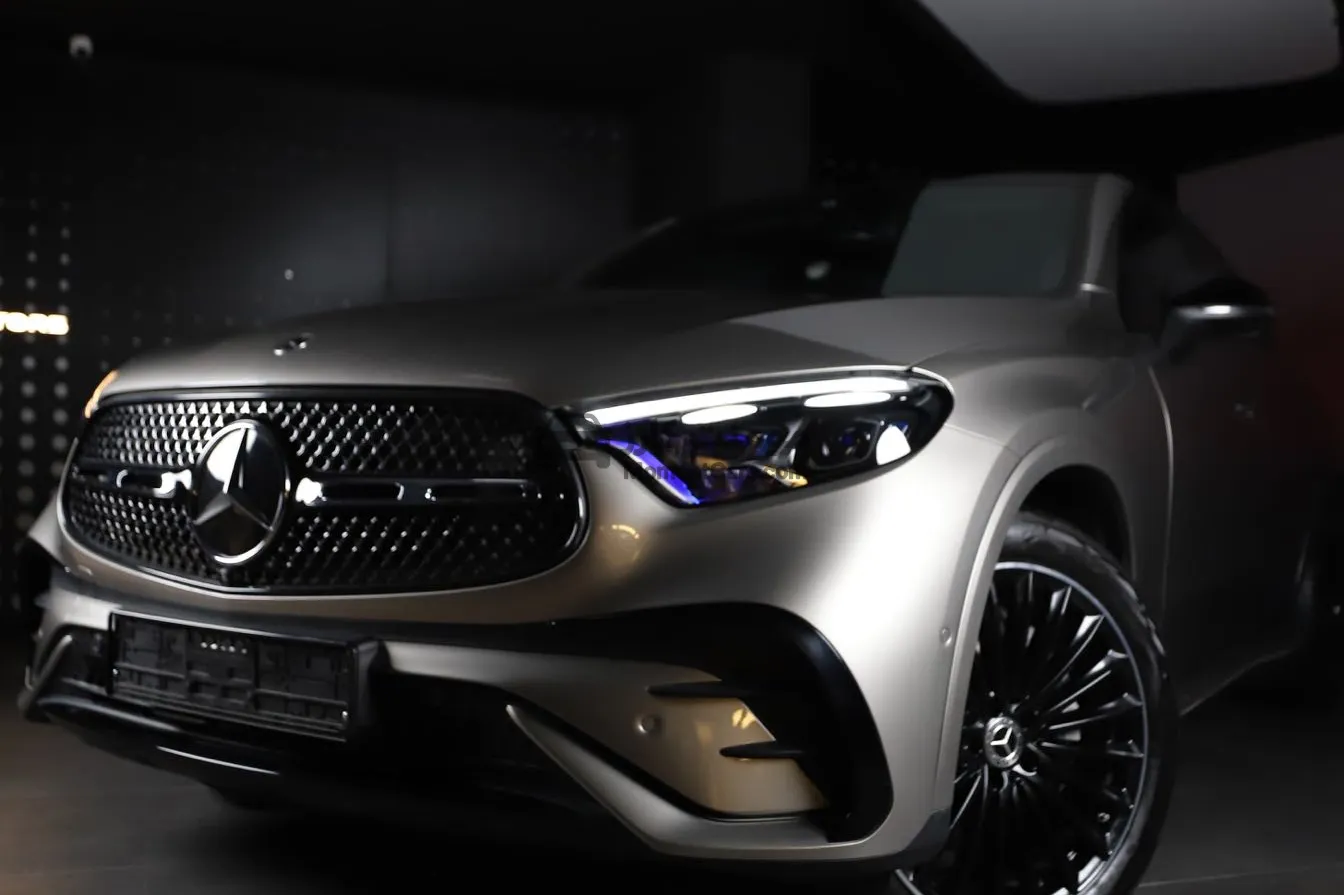 مرسيدس GLC 300 كوبيه 2024 زيرو استلام فوري