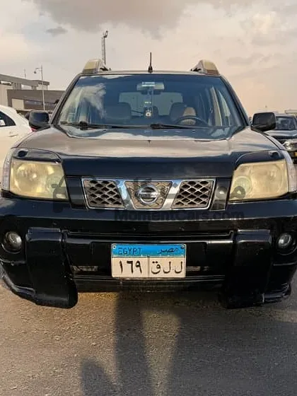 نيسان إكس تريل 2008 أوتوماتيك 2500 سي سي للبيع