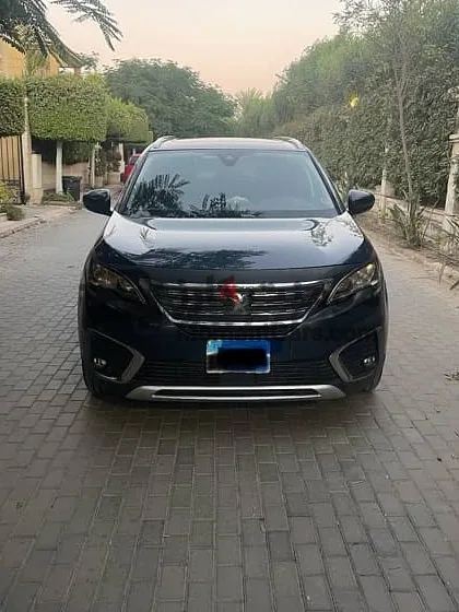 بيجو 5008 أول مالك 2019 فابريكة وصيانة توكيل للبيع