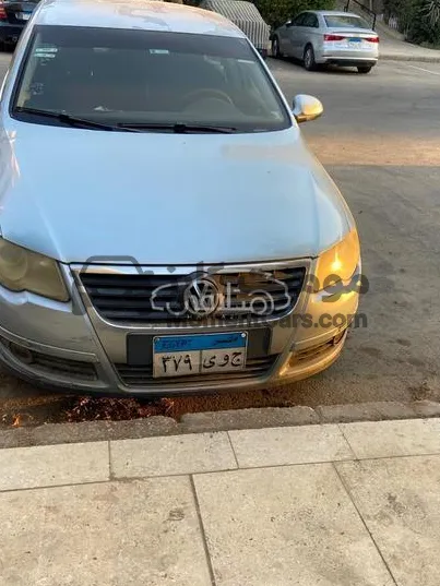 فولكس باسات 2001 مانيوال 1600cc جلد طبيعي للبيع