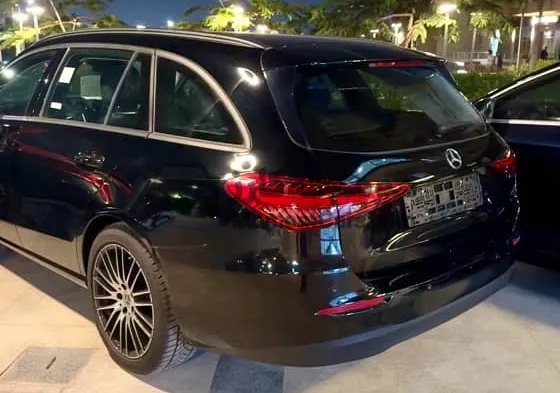 مرسيدس C180 موديل 2022 كسر زيرو للبيع 28 ألف كم