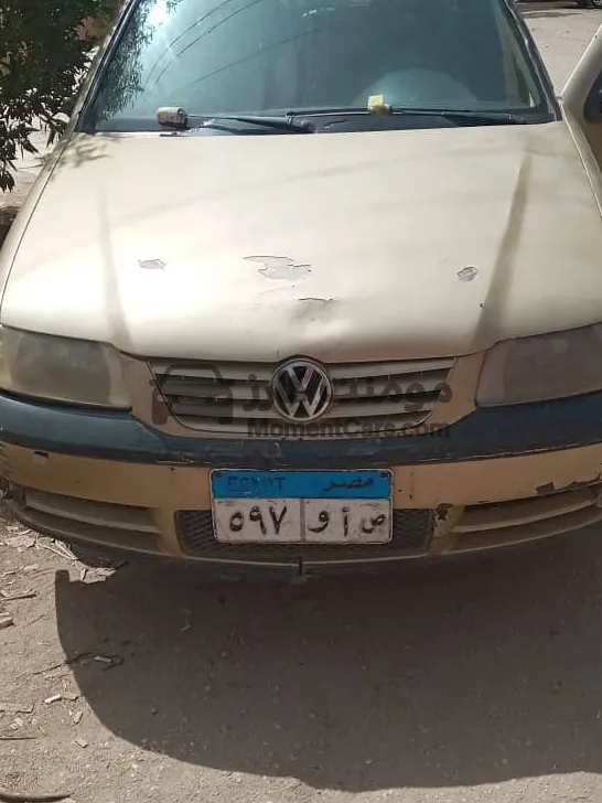 فولكس فاجن باراتي 2004 مانيوال هاتشباك للبيع