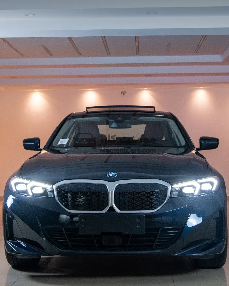 بي ام دبليو i3 2025 زيرو كهرباء سيدان للبيع