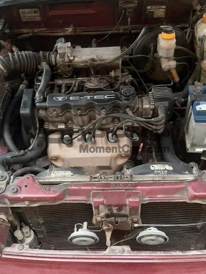 دايو لانوس 1999 للبيع - حالة ممتازة وتجهيزات