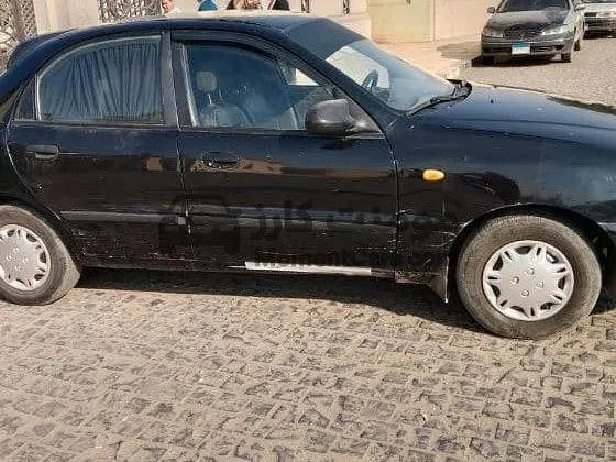 دايو لانوس 2000 مانيوال 1600 سي سي للبيع