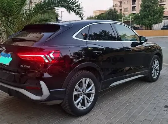 أودي Q3 سبورت باك 2021 للبيع بحالة ممتازة